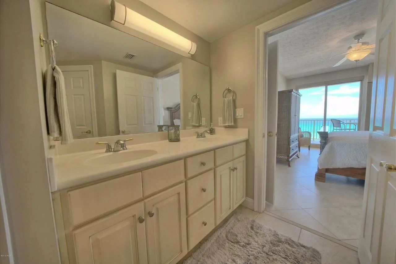 Cozy Condominium With Astonishing View From Spacious Balcony - Unit 0401 Panama City Beach 0*,